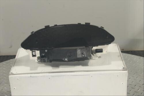 Kombiinstrument toyota yaris - toyota,